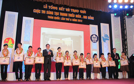 Lễ trao giải diễn ra ngày 14/10/2012 tại Bảo tàng Hồ Chí Minh. Ảnh minh họa