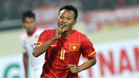 Trọng Hoàng chơi xuất sắc giành cú đúp cho tuyển Việt Nam