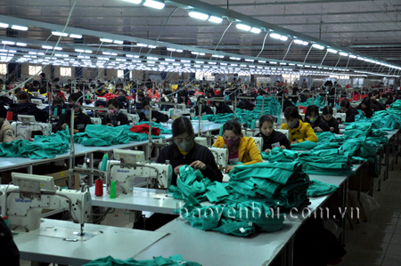 Nhà máy may của Công ty TNHH Daesung Global tại Cụm công nghiệp Thịnh Hưng tạo nhiều việc làm cho lao động địa phương.
