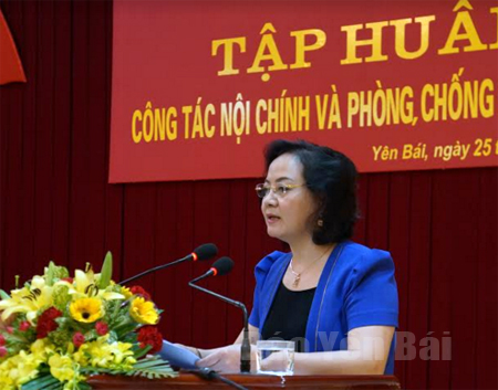 Đồng chí Bí thư Tỉnh ủy Phạm Thị Thanh Trà phát biểu tại Hội nghị.