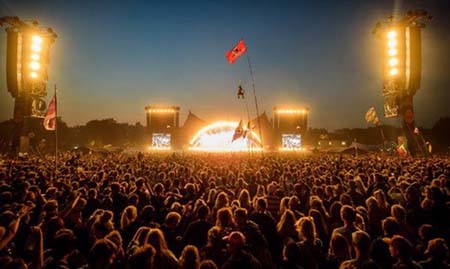 14 nghệ sỹ đầu tiên nhận lời dự Lễ hội âm nhạc Roskilde Festival 2017