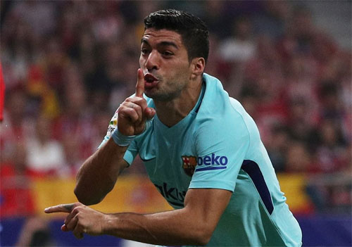Suarez lấy lại phong độ và giải cứu Barca.