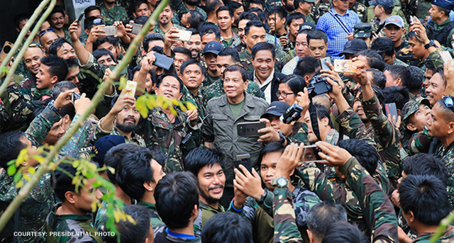 Tổng thống Philippines Rodrigo Duterte tuyên bố giải phóng Marawi khỏi phiến quân. (Ảnh: Văn phòng Tổng thống Philippines)