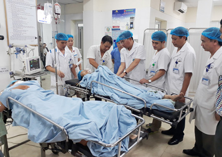 Các nạn nhân được điều trị tích cực tại Bệnh viện Đa khoa Hà Đông.