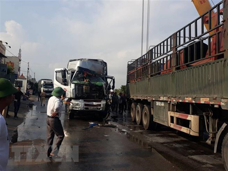 Hiện trường vụ tai nạn tại xã Diễn Yên, huyện Diễn Châu, tỉnh Nghệ An.