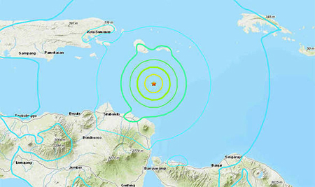 Trận động đất 6 độ richter đã làm rung chuyển hòn đảo núi lửa Java, Indonesia.