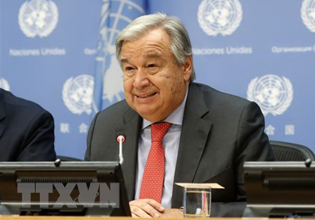 Tổng Thư ký Liên hợp quốc Antonio Guterres phát biểu tại cuộc họp báo ở New York, Mỹ.