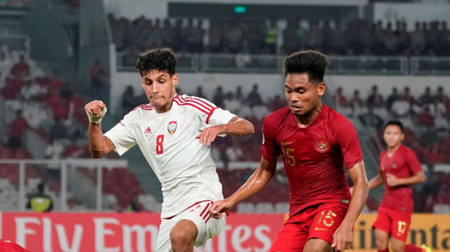 U19 Indonesia (áo đỏ) đứng trước cơ hội lớn để dự World Cup U20.