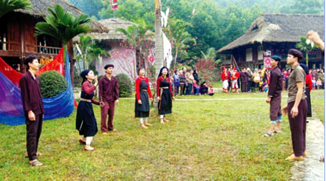 Người dân thôn Khe Gầy, xã Đại Đồng huyện Yên Bình luôn giữ gìn và phát huy bản sắc văn hóa dân tộc.