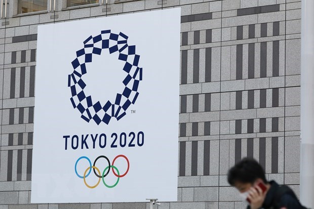 Biểu tượng Olympic Tokyo 2020 tại Tokyo, Nhật Bản, ngày 25/3/2020.