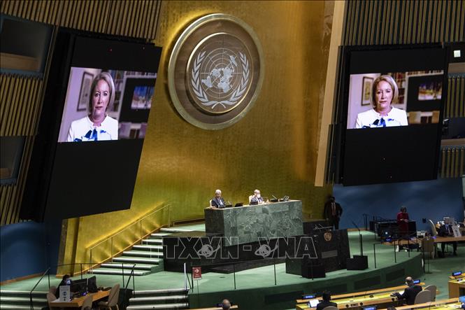 Chủ tịch Nhóm làm việc của Hội đồng Nhân quyền Liên hợp quốc về phân biệt đối xử với phụ nữ và trẻ em gái, bà Elizabeth Broderick phát biểu trong phiên họp cấp cao Đại hội đồng Liên hợp quốc khóa 75 nhân kỷ niệm 25 năm Hội nghị thế giới lần thứ 4 về phụ nữ ngày 1/10/2020.