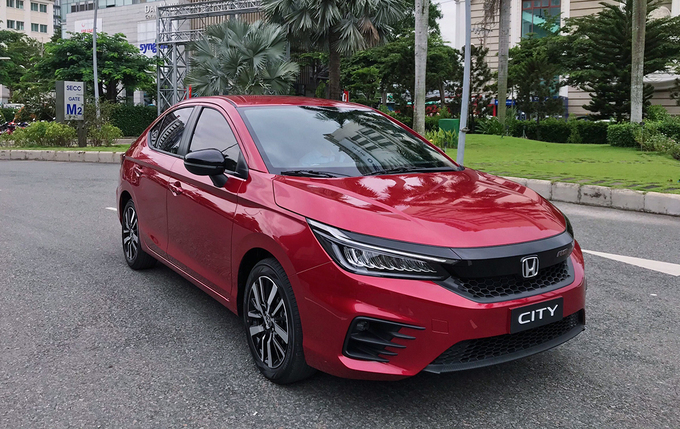 Honda City mới bản RS lộ diện tại Sài Gòn.