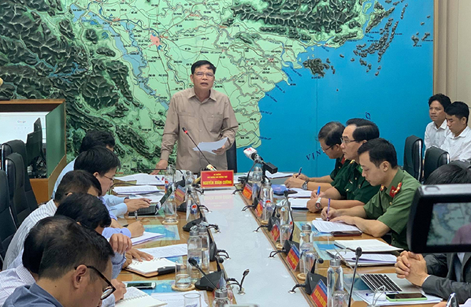 Bộ trưởng Bộ Nông nghiệp và Phát triển nông thôn, Phó Trưởng ban Thường trực Ban Chỉ đạo trung ương về Phòng, chống thiên tai Nguyễn Xuân Cường kết luận cuộc họp.