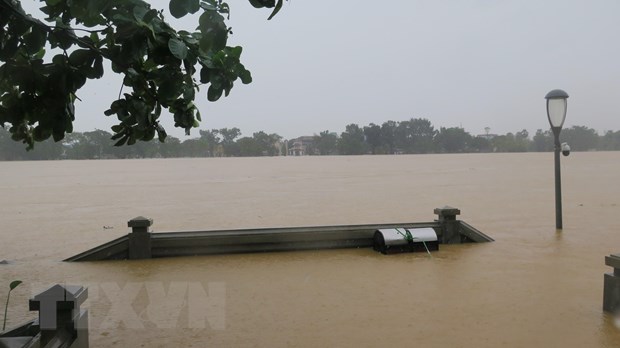 Hình ảnh mưa lũ tại Thừa Thiên-Huế.
