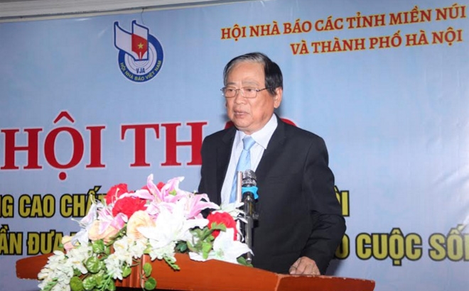 Tiến Sĩ Mai Đức Lộc – Phó Chủ tịch Hội Nhà báo Việt Nam phát biểu chỉ đạo Hội thảo.