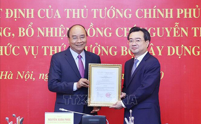 Thủ tướng Nguyễn Xuân Phúc đã trao quyết định điều động, bổ nhiệm đồng chí Nguyễn Thanh Nghị giữ chức Thứ trưởng Bộ Xây dựng.