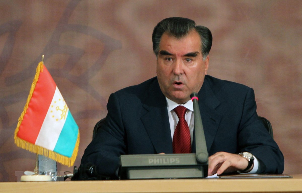 Tổng thống tái đắc cử của Tajikistan, ông Imomali Rakhmon.