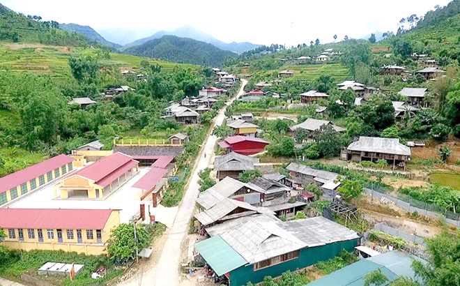 Nhờ sự quan tâm đầu tư của Nhà nước, diện mạo nông thôn huyện vùng cao Trạm Tấu có nhiều khởi sắc.