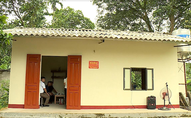 Ngôi nhà của gia đình ông Đào Văn Năm ở thôn Hợp Thành, xã Tuy Lộc, thành phố Yên Bái vừa được xây dựng.