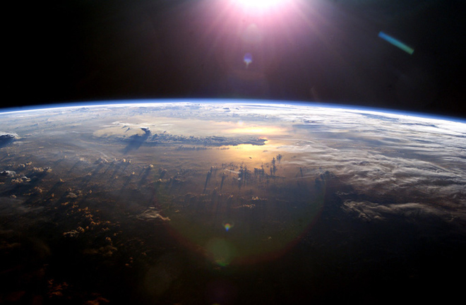 Trái Đất nhìn từ không gian - Ảnh: NASA