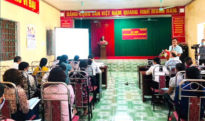 Quang cảnh buổi tập huấn.