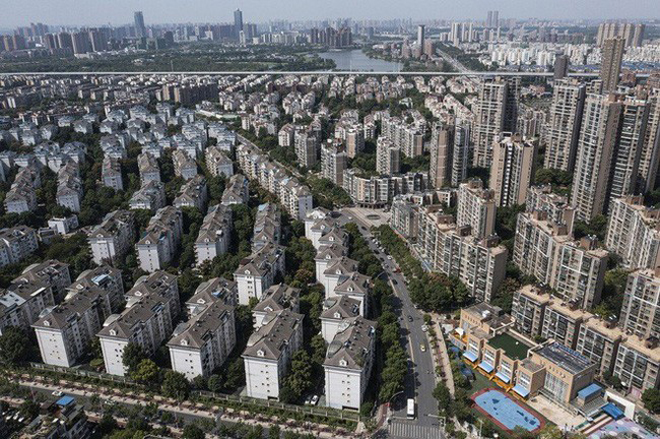 Trung Quốc sẽ thí điểm đánh thuế bất động sản.