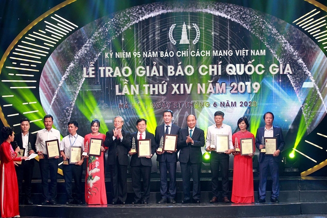 Lễ trao Giải Báo chí Quốc gia lần thứ XIV năm 2019. Ảnh: Báo Điện tử Đảng Cộng sản.