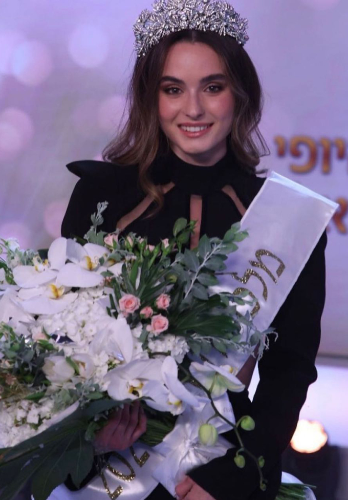 Người mẫu 22 tuổi đăng quang Hoa hậu Israel