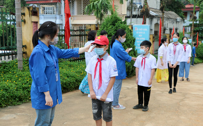 Các trường học trên địa bàn tỉnh, đặc biệt là các trường học giáp ranh với địa phận tỉnh Phú Thọ tăng cường thực hiện thông điệp 5K phòng, chống dịch bệnh COVID-19.