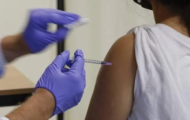 Các quốc gia đang nỗ lực đẩy nhanh tiêm vaccine phòng COVID-19.