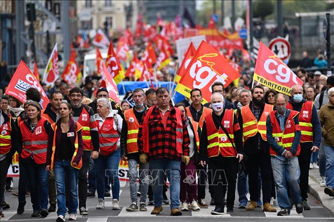 Người dân tham gia đình công tại Rennes, Pháp, ngày 18/10/2022.