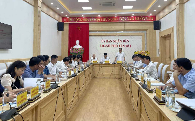 Toàn cảnh Hội thảo “Tiếp tục cải thiện môi trường kinh doanh trên địa bàn tỉnh Yên Bái”.