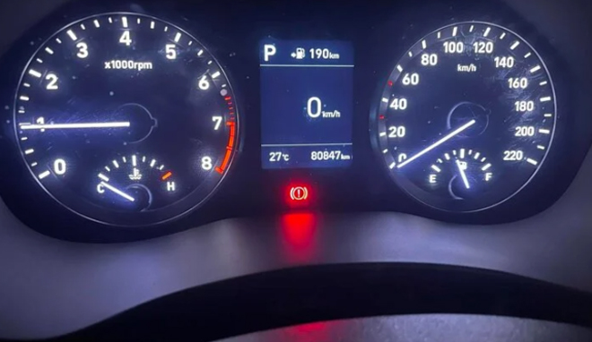 Số km xe đã đi được hiển thị trên đồng hồ đo ô tô. (Ảnh minh họa)