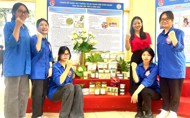 Dự án Xuân Long Hoàng trà của học sinh Trường THPT Chuyên Nguyễn Tất Thành giành giải Nhất Cuộc thi Ý tưởng, dự án thanh niên khởi nghiệp tỉnh Yên Bái lần thứ IV, năm 2023.

