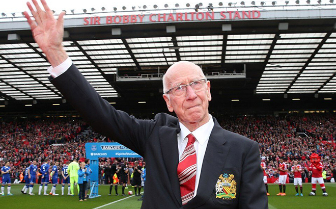 Sir Bobby Charlton là huyền thoại của MU