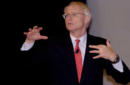 Giáo sư Michael Porter.