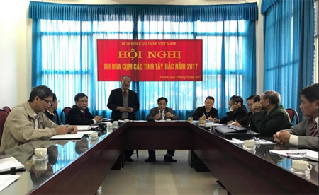 Đồng chí Cù Văn Phiên – Phó Chủ tịch Thường trực Trung ương Hội TNXP Việt Nam phát biểu tại Hội nghị.