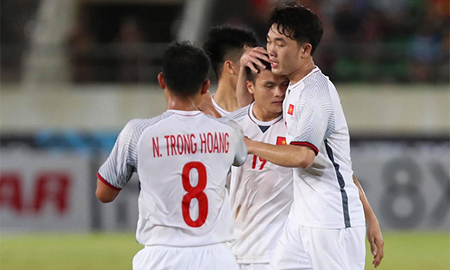 Tuyển Việt Nam đã có trận đấu thảnh thơi trước Lào tại AFF Cup.