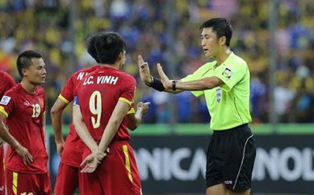 Trọng tài Ma Ning từng đưa ra quyết định tranh cãi trong trận đấu giữa Malaysia và Việt Nam.