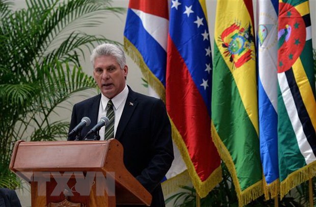 Chủ tịch Cuba Miguel Diaz-Canel phát biểu tại một hội nghị ở La Habana, Cuba.