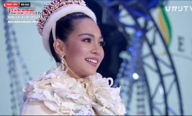 Người đẹp Thái Lan Sireethorn Leearamwat vượt qua 82 thí sinh, trở thành Hoa hậu Quốc tế 2019.