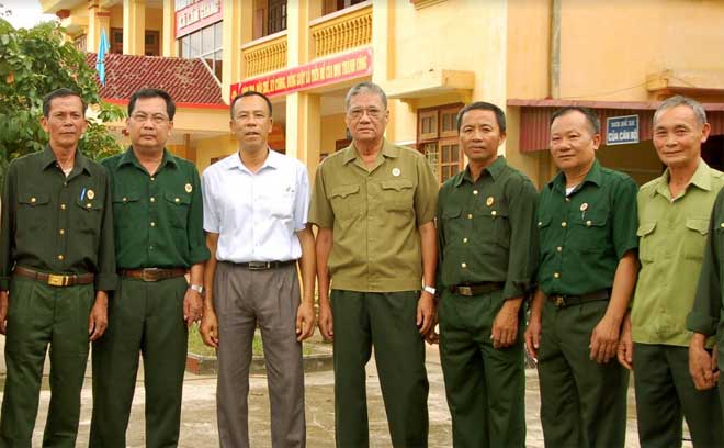 Lãnh đạo xã Lâm Giang và hội viên cựu chiến binh thực tế về công tác xây dựng Đảng, chính quyền tại cơ sở.