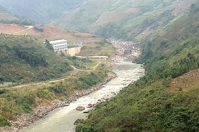Một nhà máy thủy điện quy mô nhỏ trên địa bàn tỉnh Yên Bái.