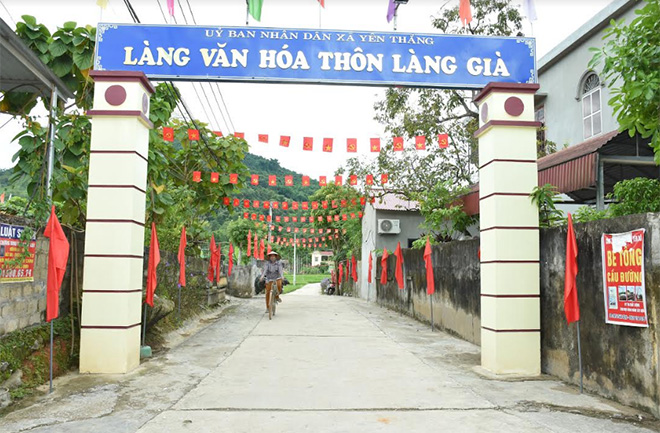 Cổng vào Làng văn hóa thôn Làng Già, xã Yên Thắng- thôn vừa được công nhận thôn nông thôn mới kiểu mẫu