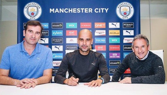 Pep Guardiola chính thức ký hợp đồng mới 2 năm với Man.City.