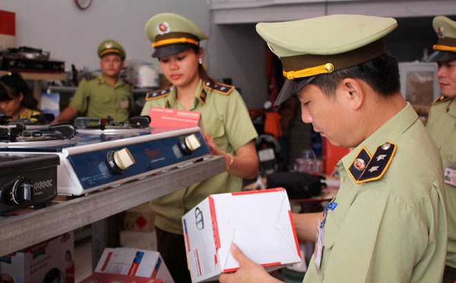 Lực lượng QLTT tập trung kiểm tra, kiểm soát những mặt hàng thiết yếu, có nhu cầu tiêu dùng lớn trong dịp cuối năm.