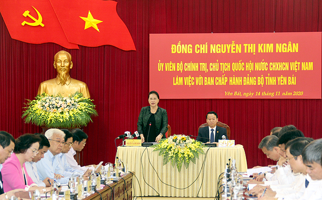 National Assembly Chairwoman Nguyen Thi Kim Ngan addresses a working session with the 19th Party Committee of Yen Bai.