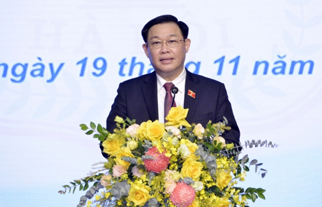 Chủ tịch Quốc hội Vương Đình Huệ dự lễ khai giảng Trường Đại học Y Hà Nội.