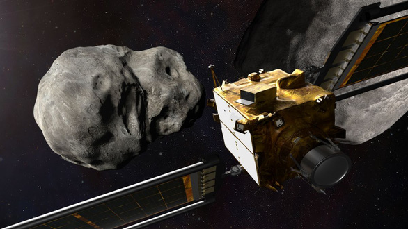 Hình ảnh tàu vũ trụ DART của NASA đâm tiểu hành tinh đe dọa Trái đất