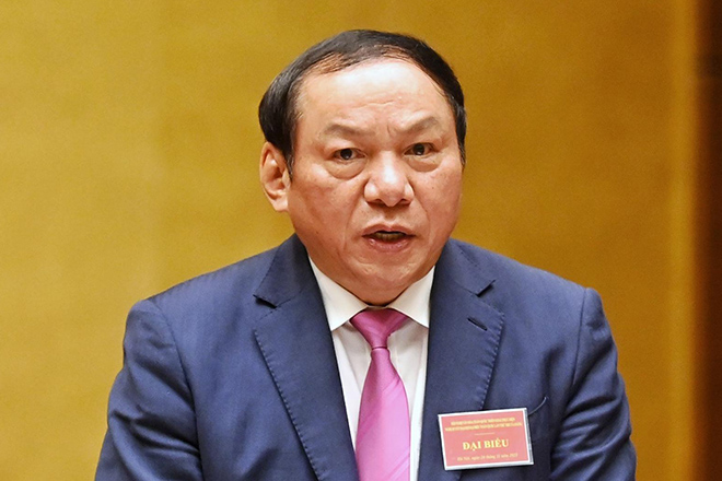 Bộ trưởng Bộ VH-TT-DL Nguyễn Văn Hùng.